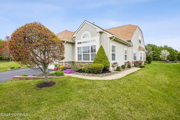 5 Firenze Court, Manchester, NJ 08759