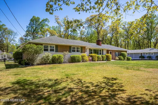 Red Bank, NJ 07701,773 Nut Swamp Road