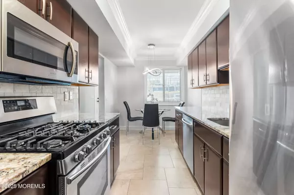 Tinton Falls, NJ 07724,21 Spring Court