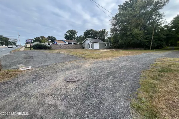 Hazlet, NJ 07730,322 Highway 36