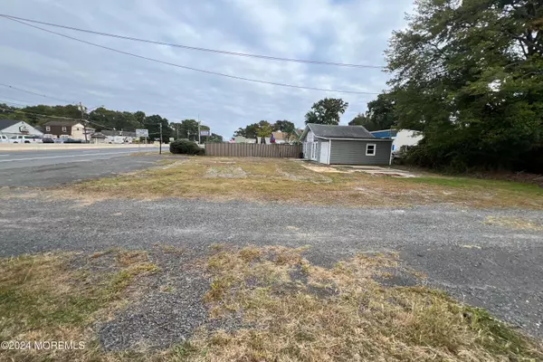 Hazlet, NJ 07730,322 Highway 36