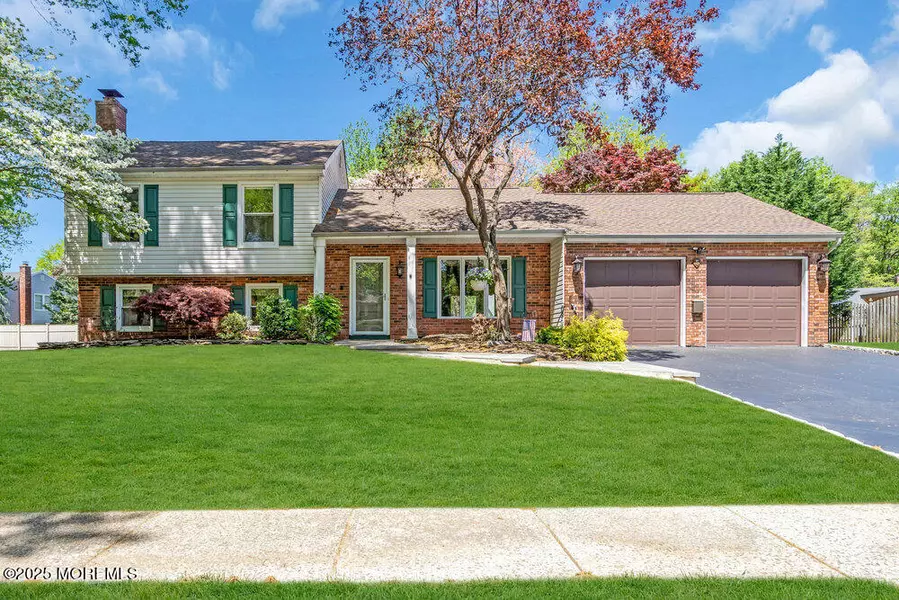 5 Beth Drive, Middletown, NJ 07748