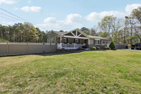 Jackson, NJ 08527,922 W Commodore Boulevard