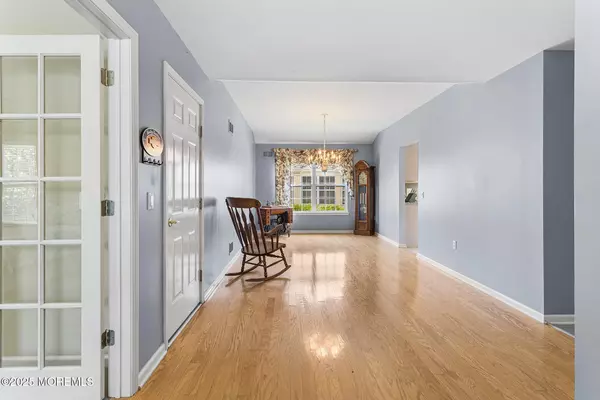 Lakewood, NJ 08701,16 Schoolhouse Lane