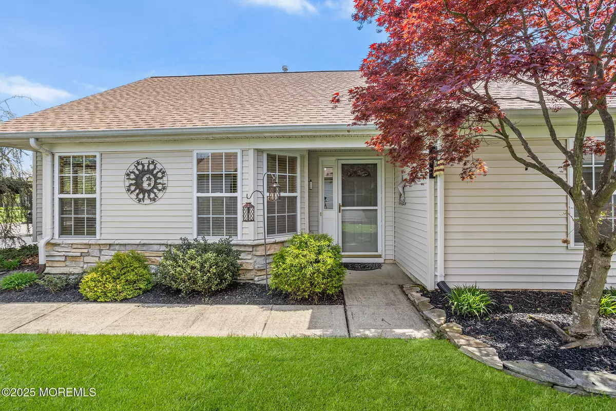 Lakewood, NJ 08701,16 Schoolhouse Lane