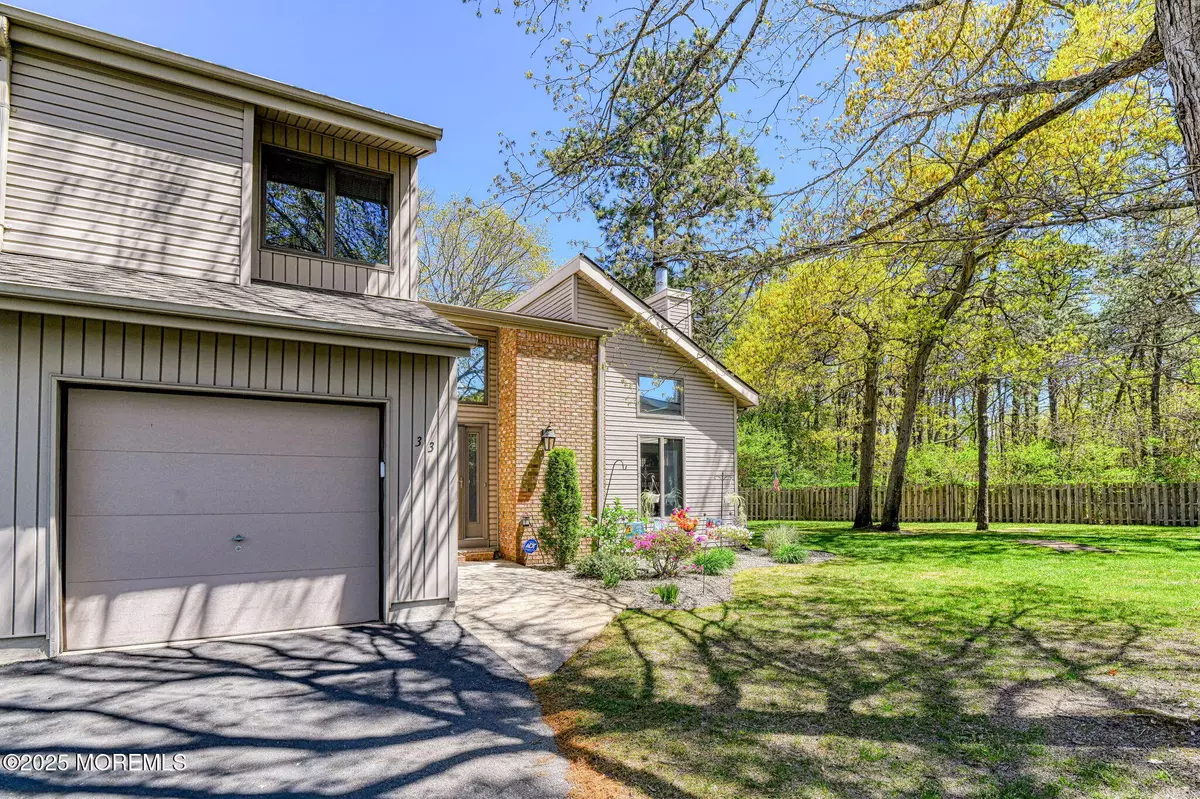 Brick, NJ 08723,33 White Swan Way #15