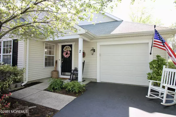 Lakewood, NJ 08701,2 Winding River Road