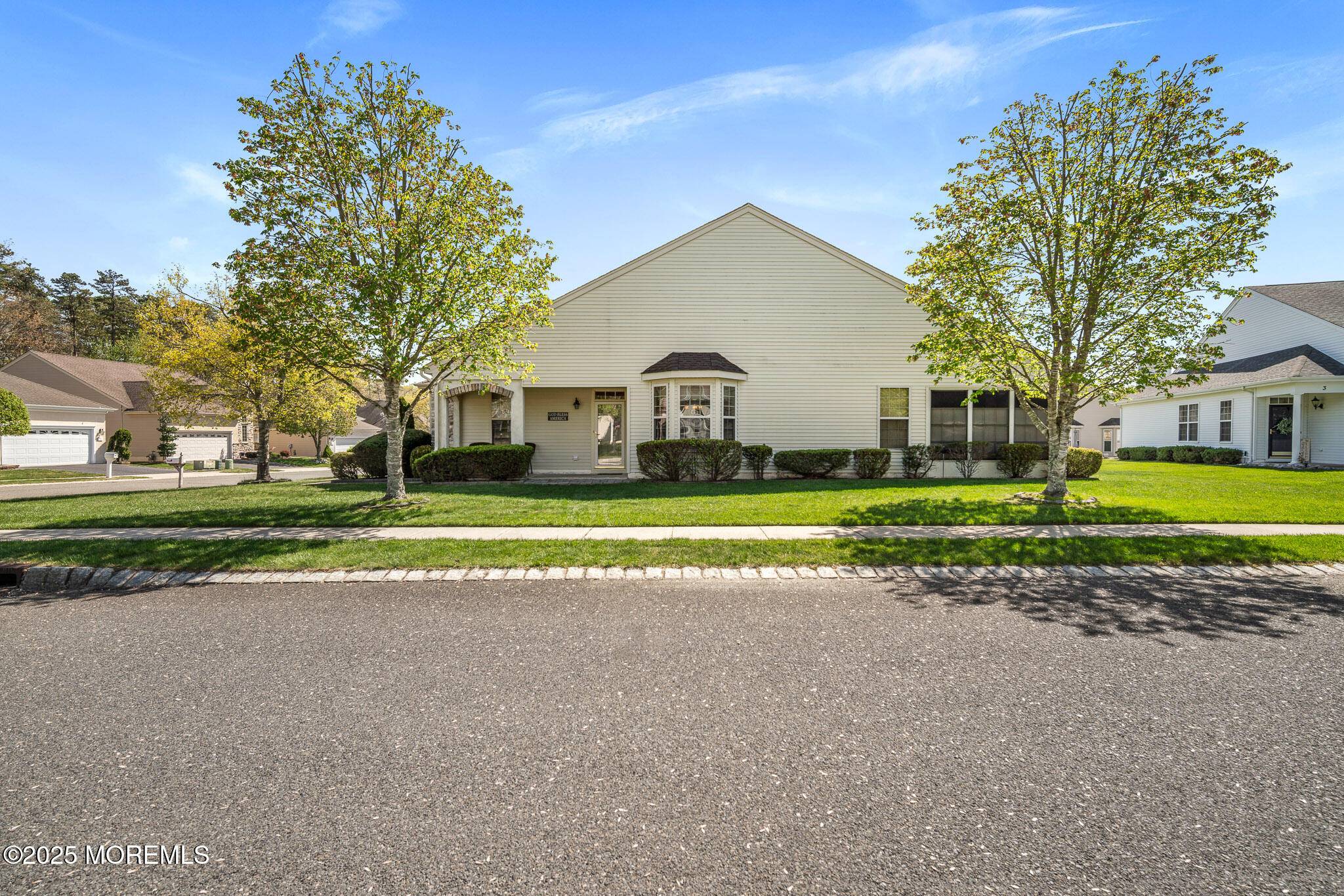 Barnegat, NJ 08005,32 Vineyard Way