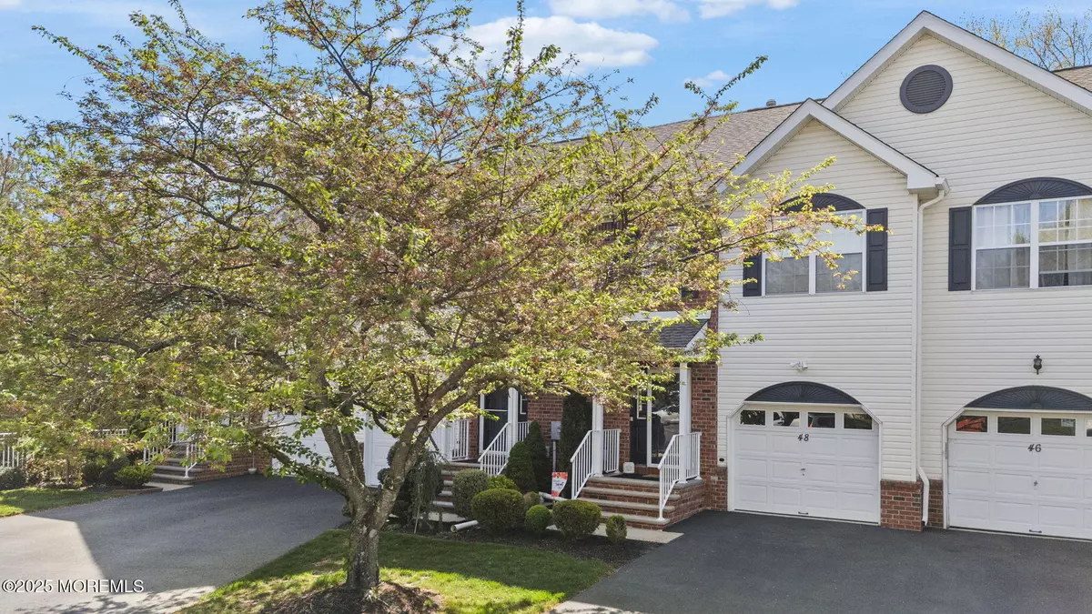 Manalapan, NJ 07726,48 Heron Court