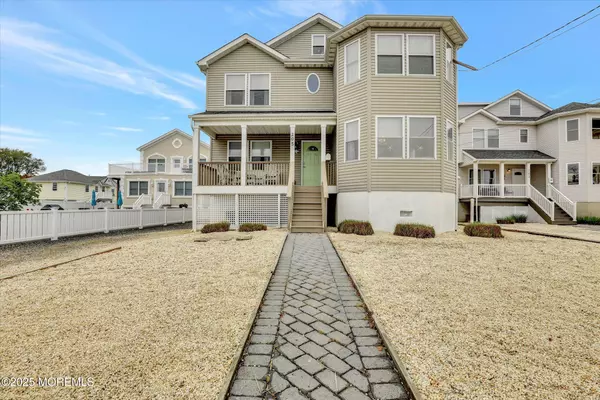 Point Pleasant Beach, NJ 08742,205 Arnold Avenue