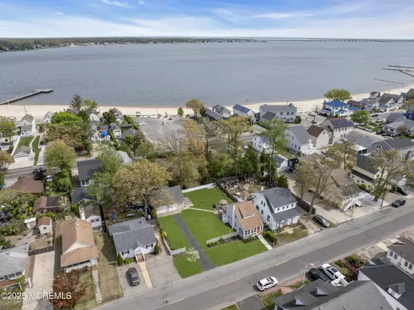 Ocean Gate, NJ 08740,231 E Lakewood Avenue
