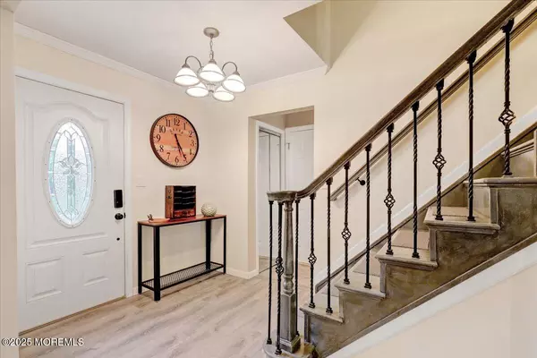 Morganville, NJ 07751,40 Sandburg Drive