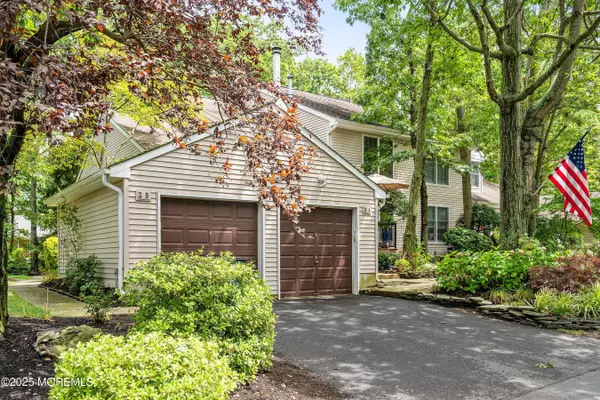 Brielle, NJ 08730,2 Hickory Court #A