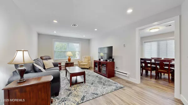 Brick, NJ 08723,30 Kent Drive