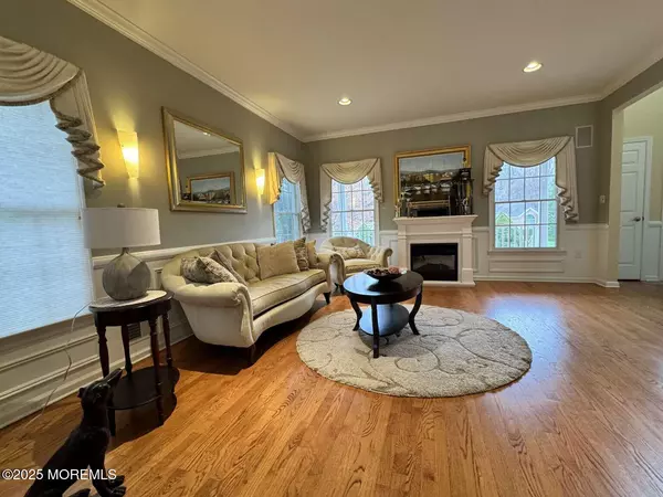Morganville, NJ 07751,709 Montana Drive