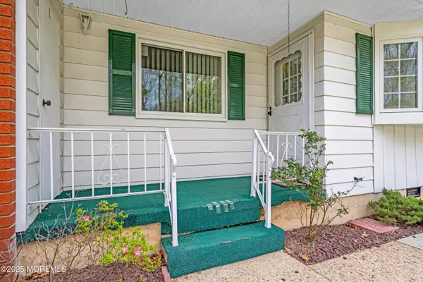 Whiting, NJ 08759,9 Oklahoma Way #A