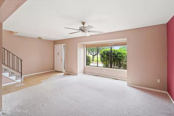 East Windsor, NJ 08520,342 Bolton Road