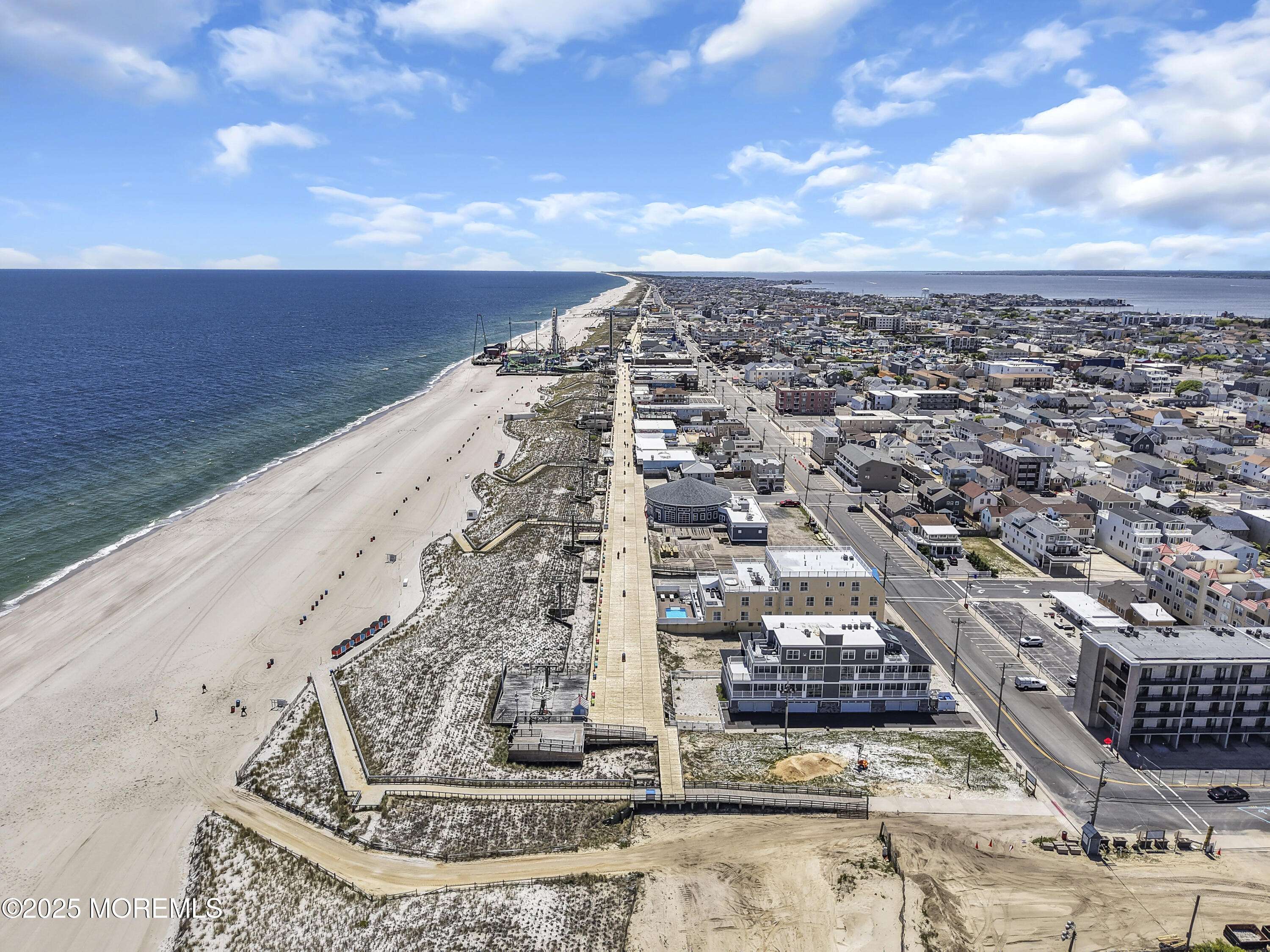 Ortley Beach, NJ 08751,2 Holiday Road