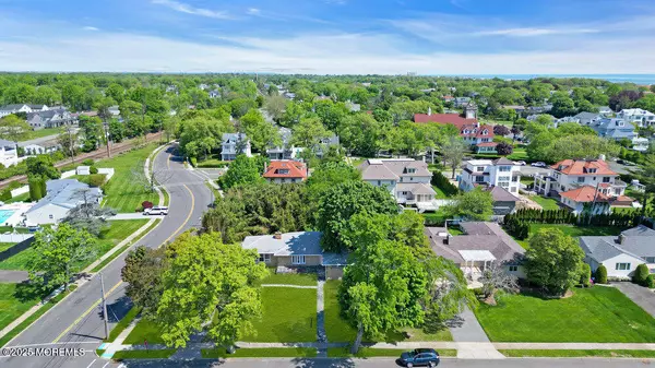 Deal, NJ 07723,101 Hathaway Avenue