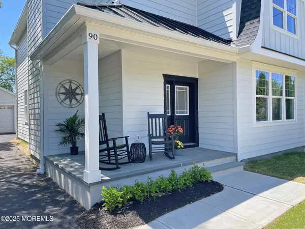 Fair Haven, NJ 07704,90 Maple Avenue