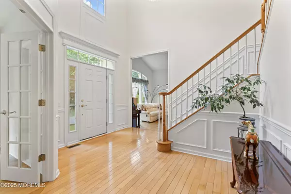 Holmdel, NJ 07733,1 Camellia Court