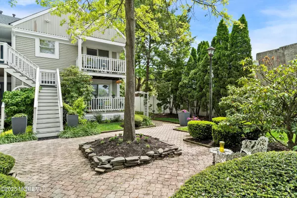 Point Pleasant Beach, NJ 08742,606 Bay Avenue #5