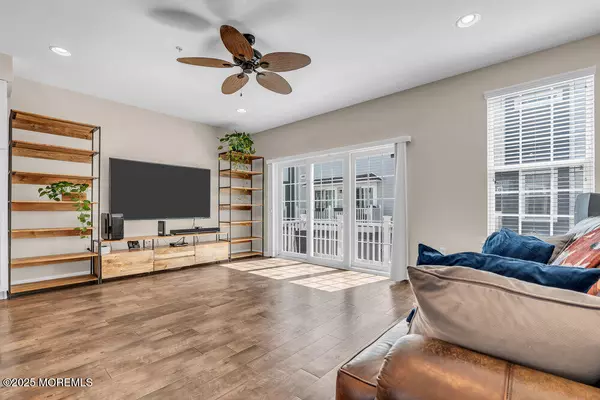 Asbury Park, NJ 07712,600 Grand Avenue #7C