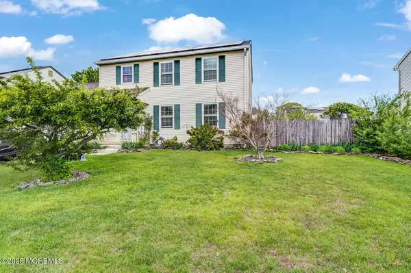 Little Egg Harbor, NJ 08087,122 Lake Medford Lane