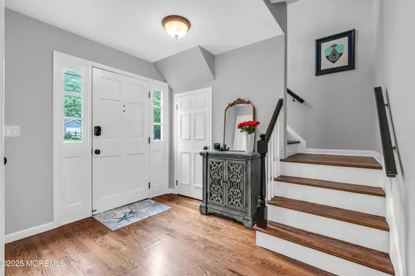 Rumson, NJ 07760,53 Allen Street