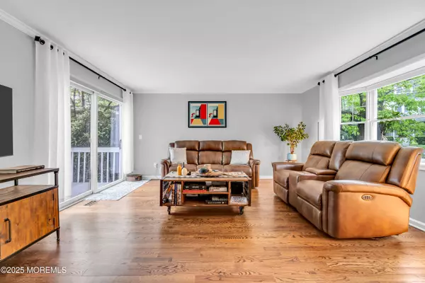 Rumson, NJ 07760,53 Allen Street