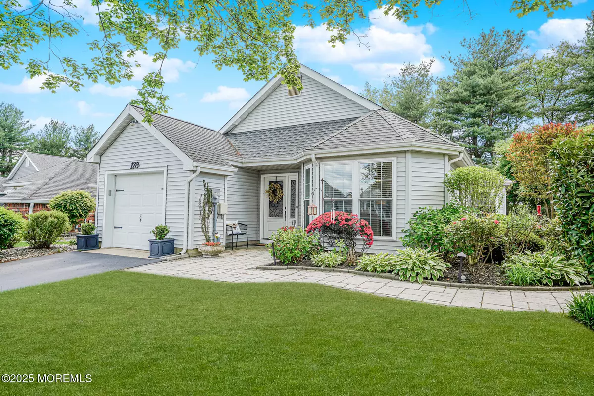 Freehold, NJ 07728,178 Loganberry Lane