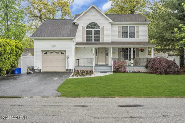 334 E Cape May Avenue, Ocean Gate, NJ 08740