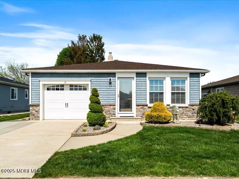 Toms River, NJ 08757,8 Capri Court