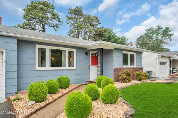 Toms River, NJ 08757,15 Beaverbrook Drive