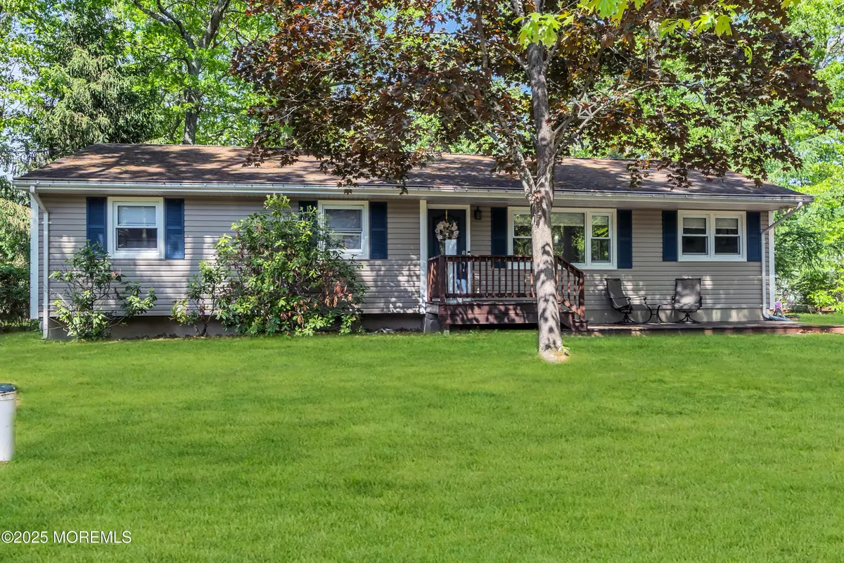 Jackson, NJ 08527,13 Cypress Avenue