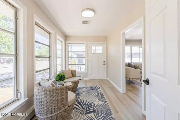 46 Falmouth Street, Toms River, NJ 08757