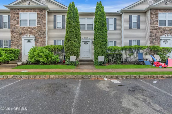 Lakewood, NJ 08701,56 Aspen Court