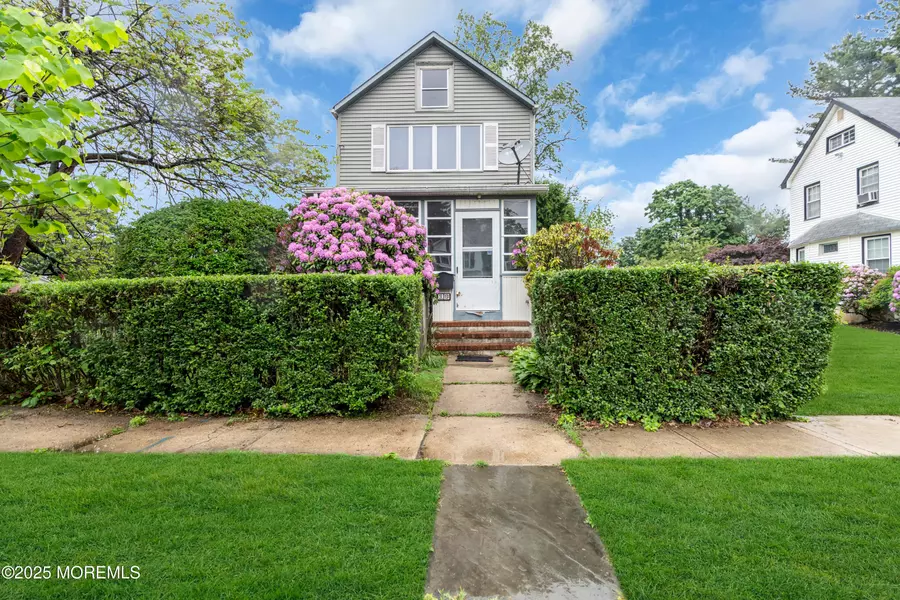 19 Union Avenue, Freehold, NJ 07728