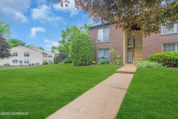 Freehold, NJ 07728,716 Zlotkin Circle #1