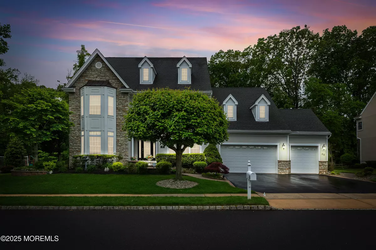 Manalapan, NJ 07726,68 Hedgerow Lane