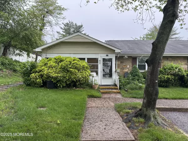 Lakewood, NJ 08701,70 Sage Court #A