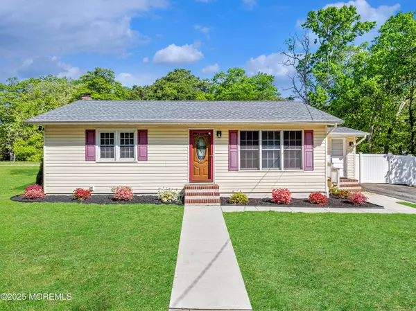Barnegat, NJ 08005,96 Burr Street