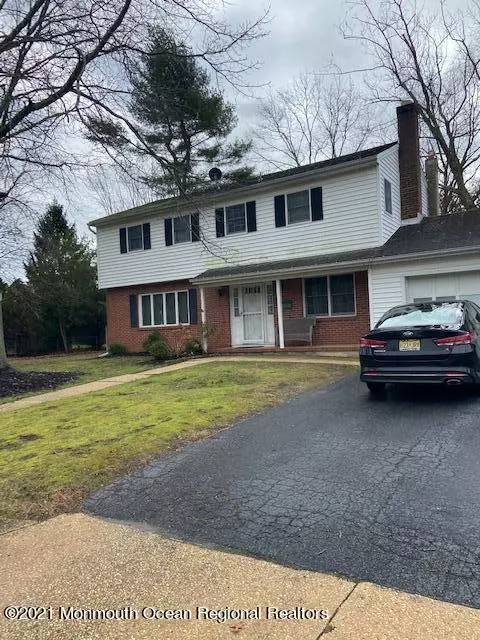 Oakhurst, NJ 07755,422 W Lake Avenue