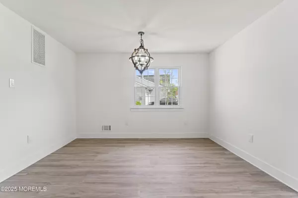 Freehold, NJ 07728,5 Ivy Ridge Close #1000