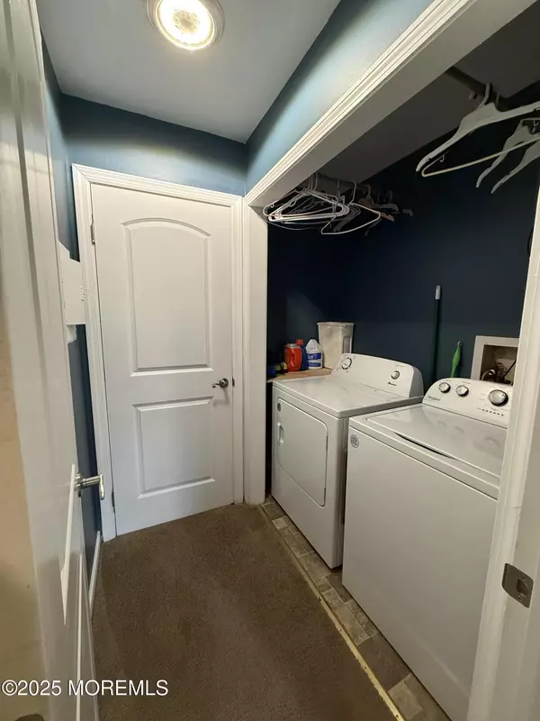 Howell, NJ 07731,53 Darien Road