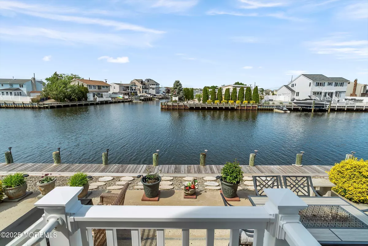 Bayville, NJ 08721,12 Blue Heron Lane