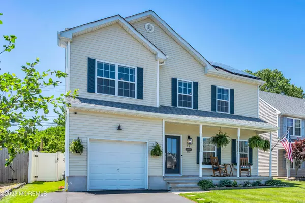 Bayville, NJ 08721,28 Dolphin Circle W