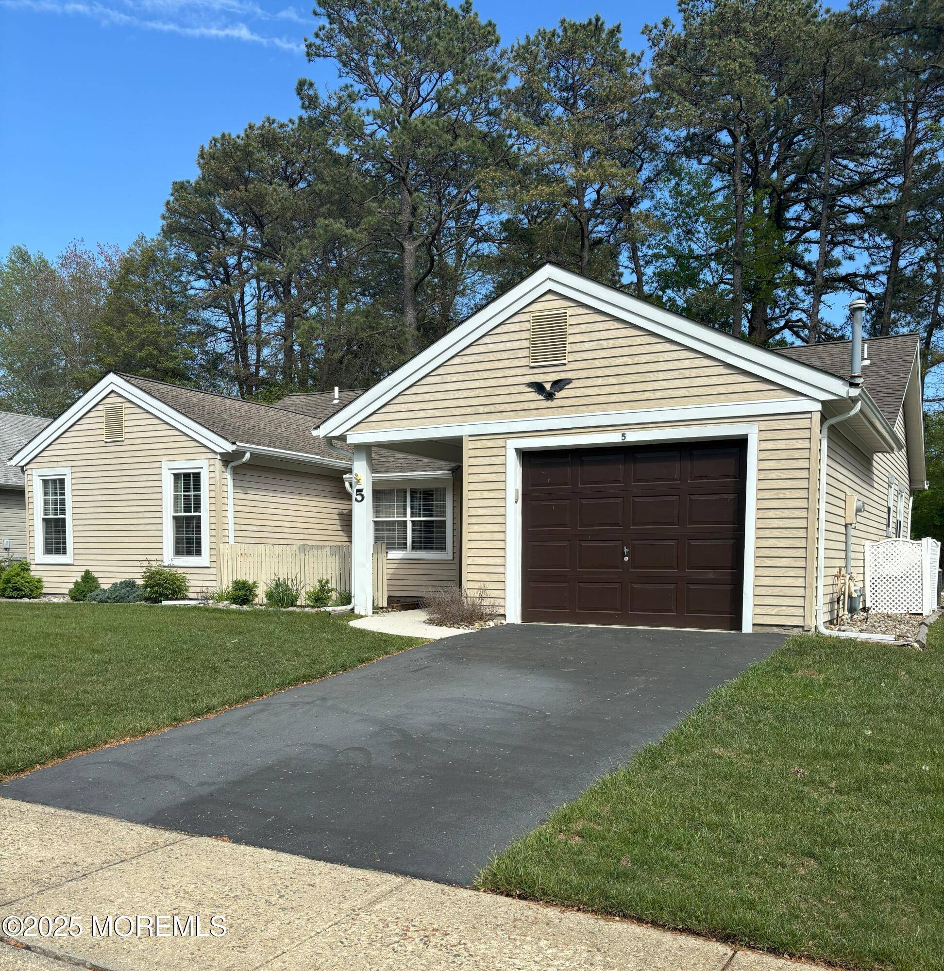 Forked River, NJ 08731,5 Portsmouth