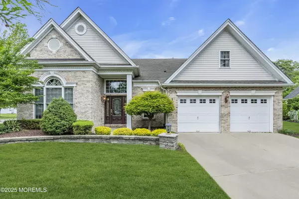 1 Lattimore Court, Freehold, NJ 07728