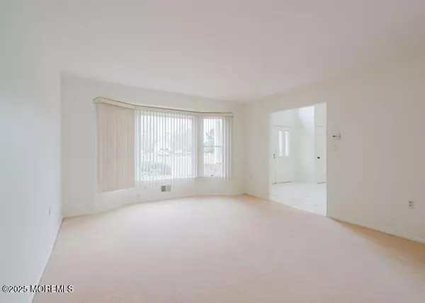 Monroe, NJ 08831,1 Alexander Drive